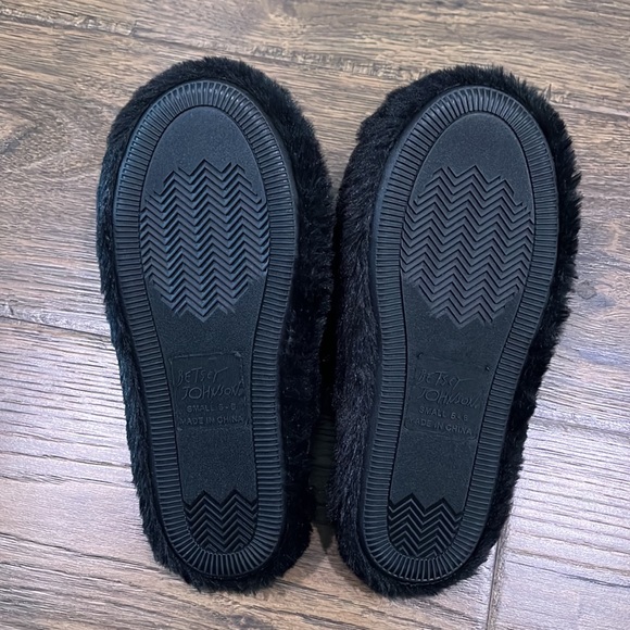 Betsey Johnson House Shoes - Picture 3 of 3